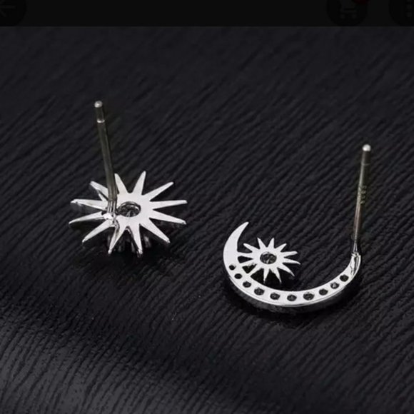 NEW Sterling Silver Diamond Moon Star Earrings - Picture 5 of 5